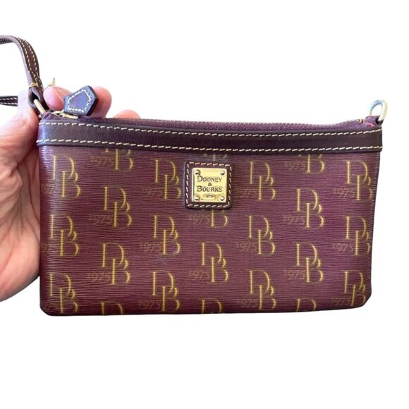 DOONEY & BOURKE Signature Monogram 1975 Wristlet in Merlot Red - Picture 1 of 10